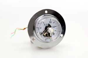 電接點軸向帶邊壓力表